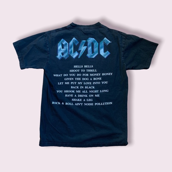 Vintage 2001 ACDC “Back in Black” Tee Sz. M - Picture 2 of 4
